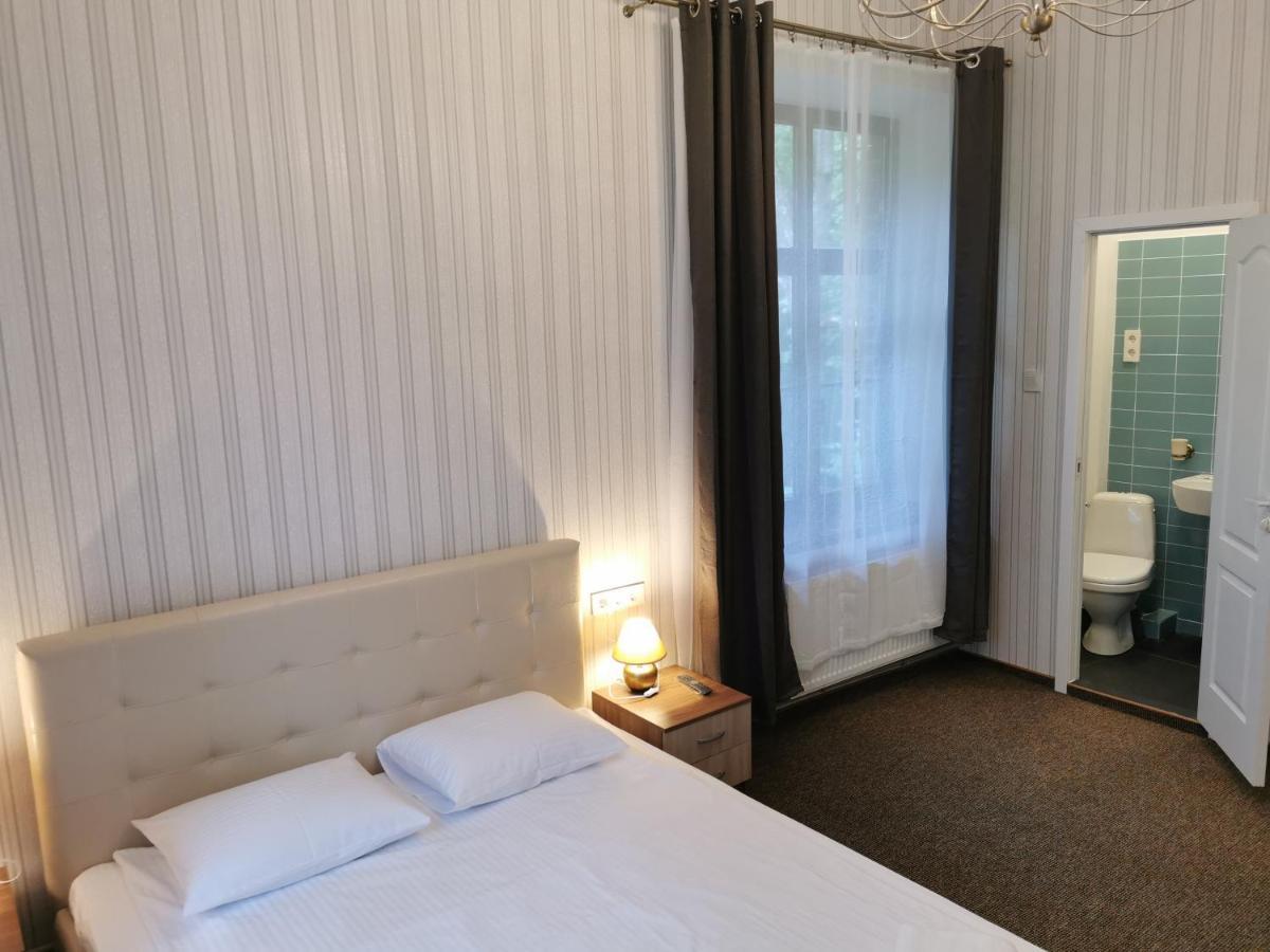 Hotel Karklu Muiza Йелгава Екстериор снимка