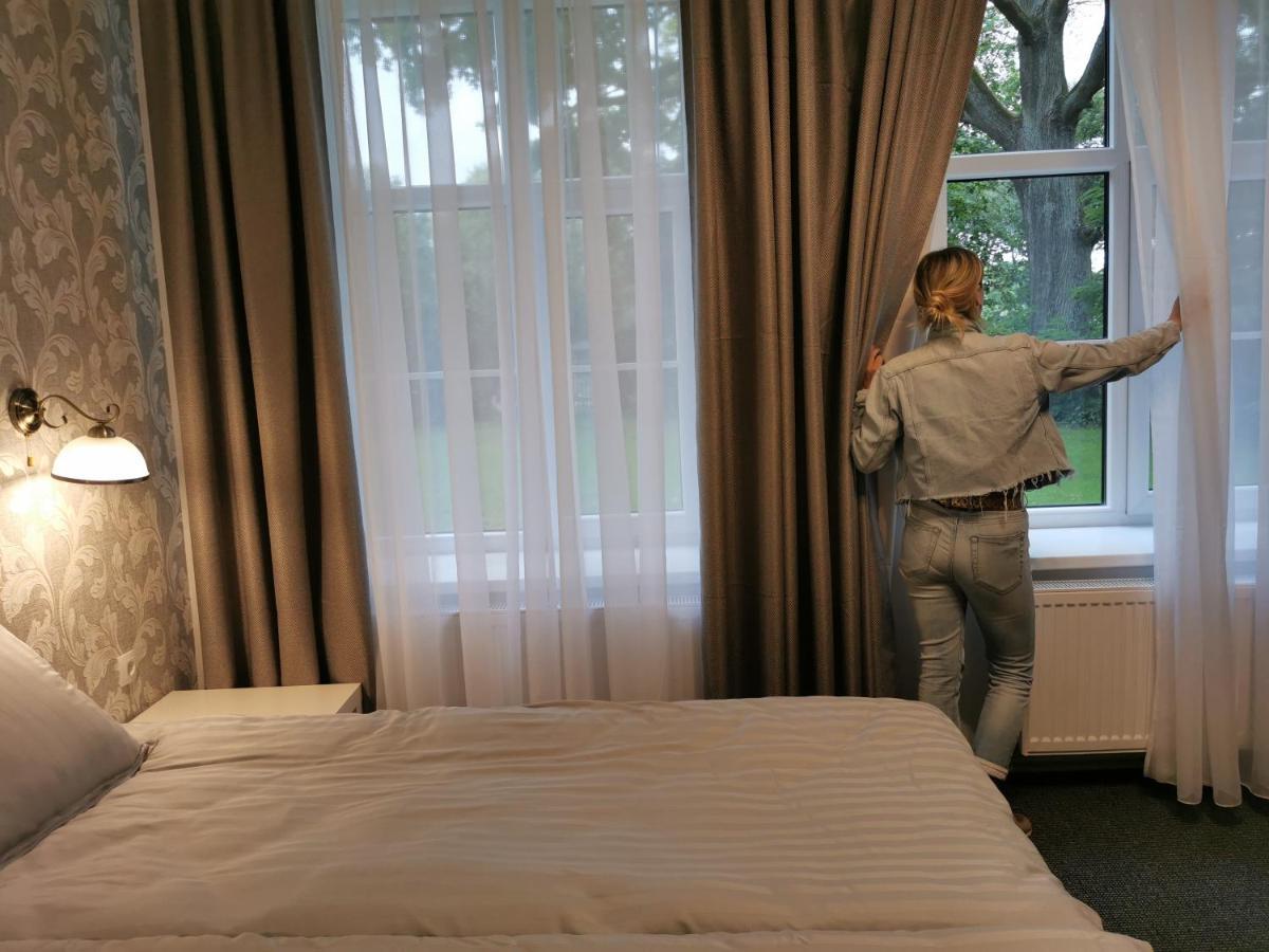 Hotel Karklu Muiza Йелгава Екстериор снимка