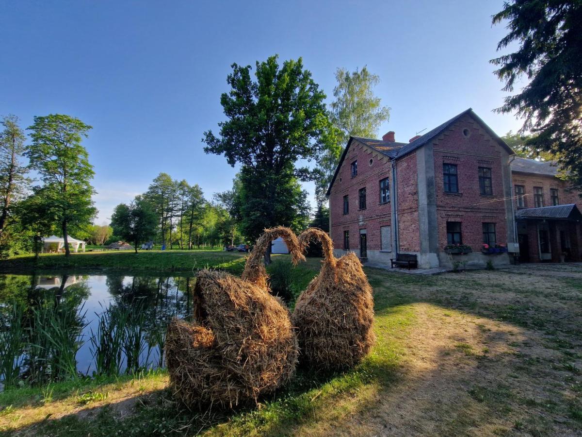 Hotel Karklu Muiza Йелгава Екстериор снимка