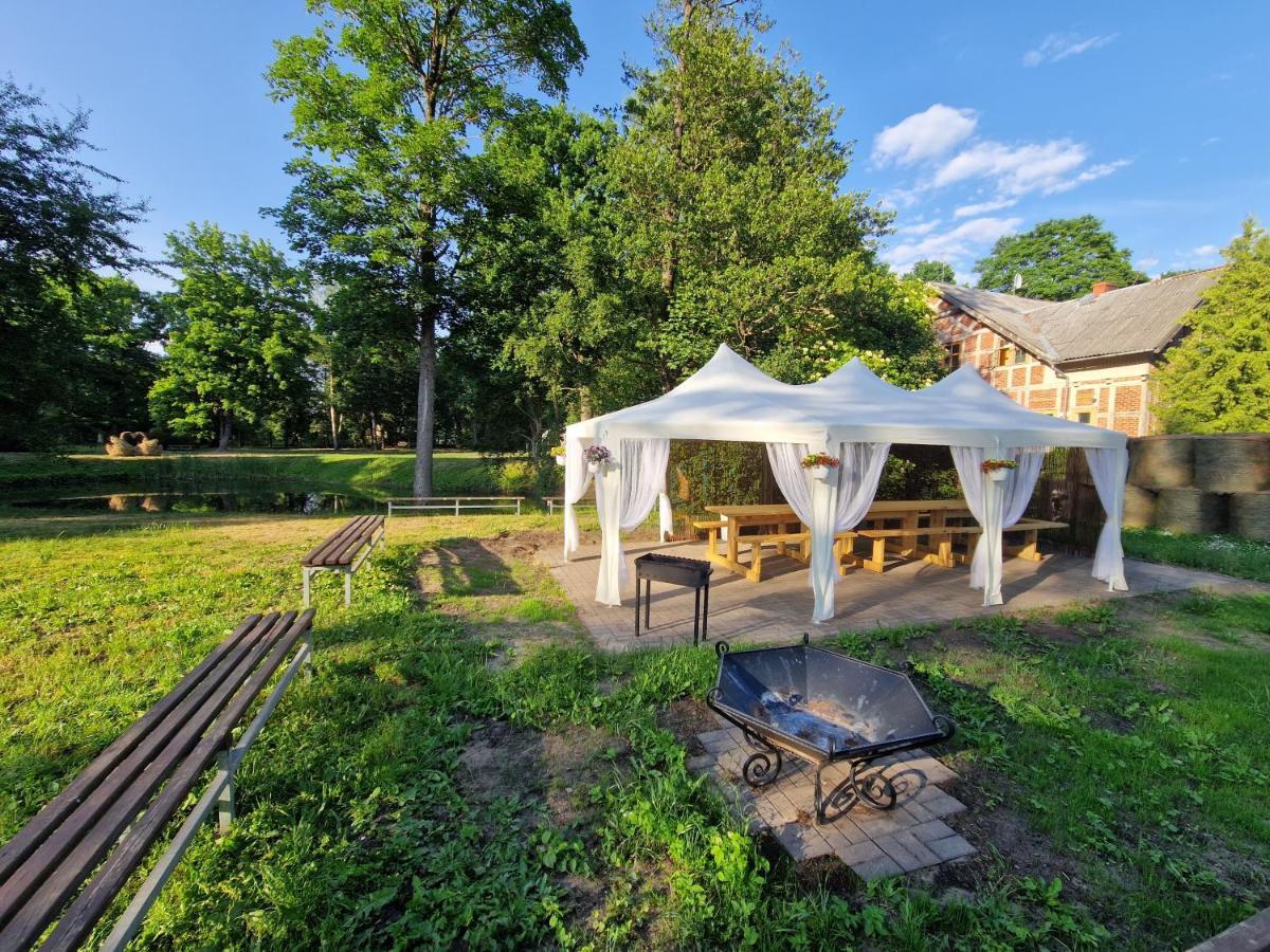 Hotel Karklu Muiza Йелгава Екстериор снимка
