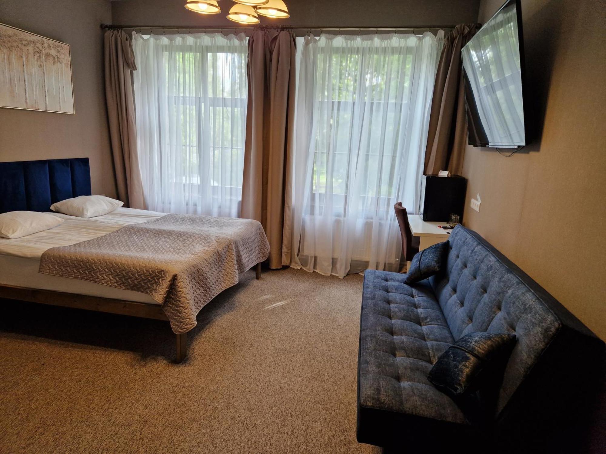 Hotel Karklu Muiza Йелгава Екстериор снимка